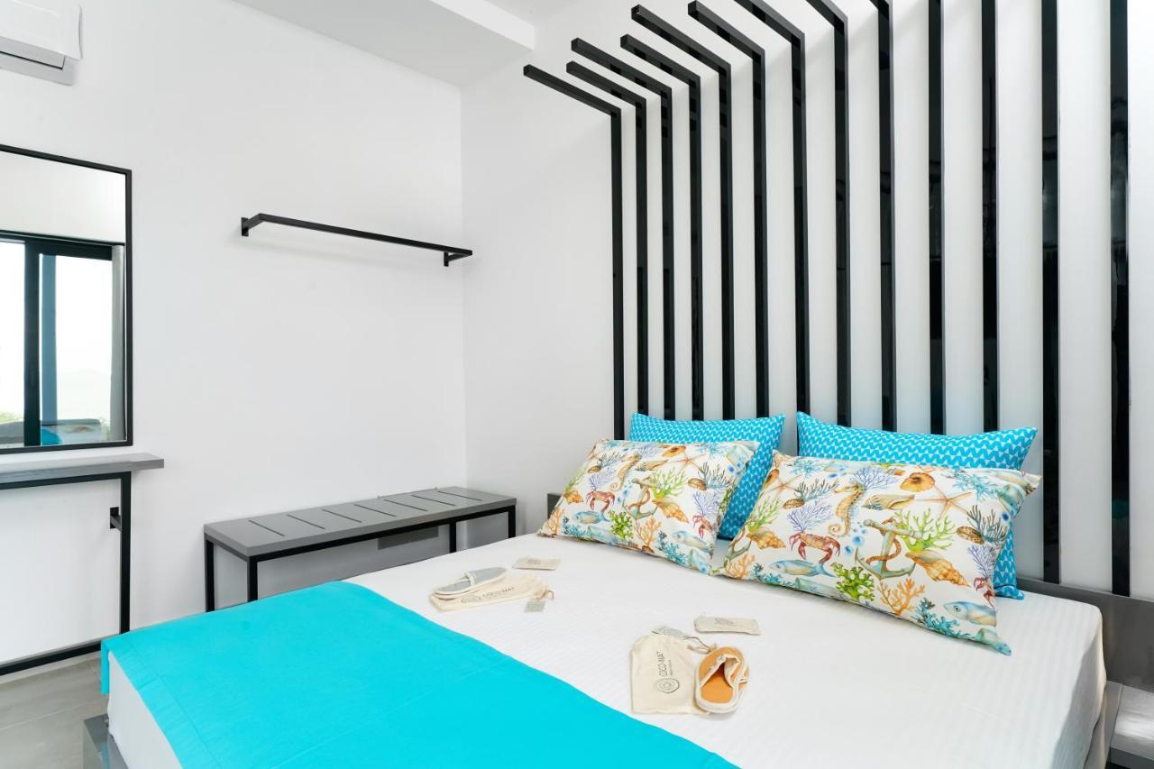 Mythodea Prive Luxury Suites Chrysi Ammoudia ภายนอก รูปภาพ