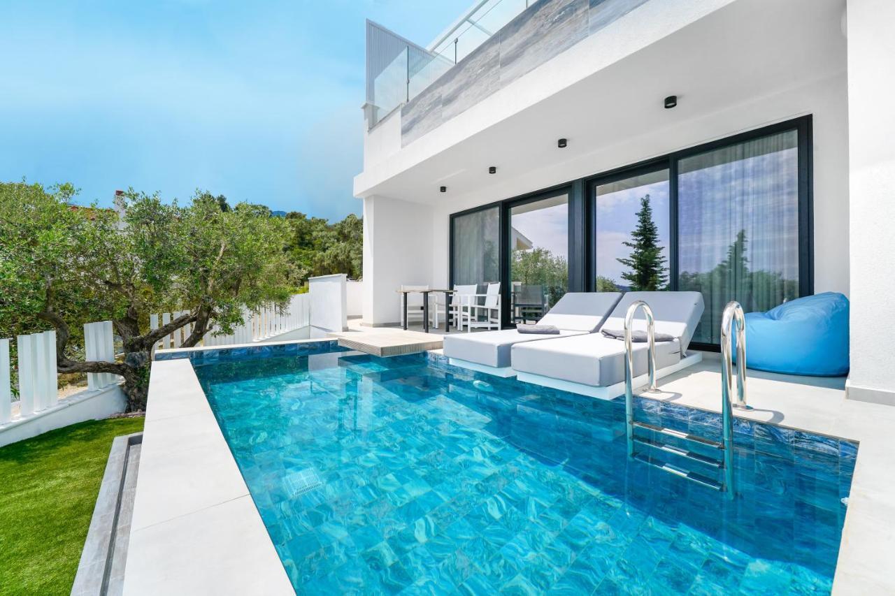 Mythodea Prive Luxury Suites Chrysi Ammoudia ภายนอก รูปภาพ