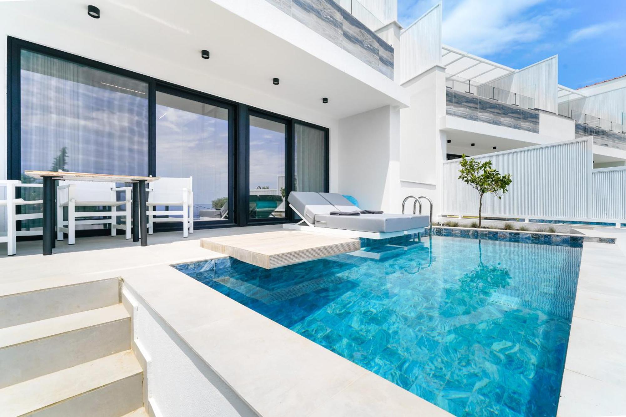 Mythodea Prive Luxury Suites Chrysi Ammoudia ภายนอก รูปภาพ